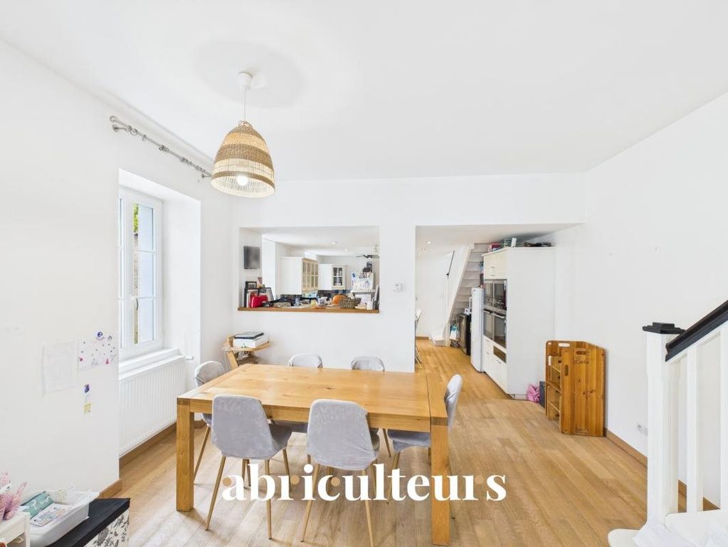 Property photo 1 of 13 Townhouse For Sale In Cognac In The Saint-Martin District (16100)