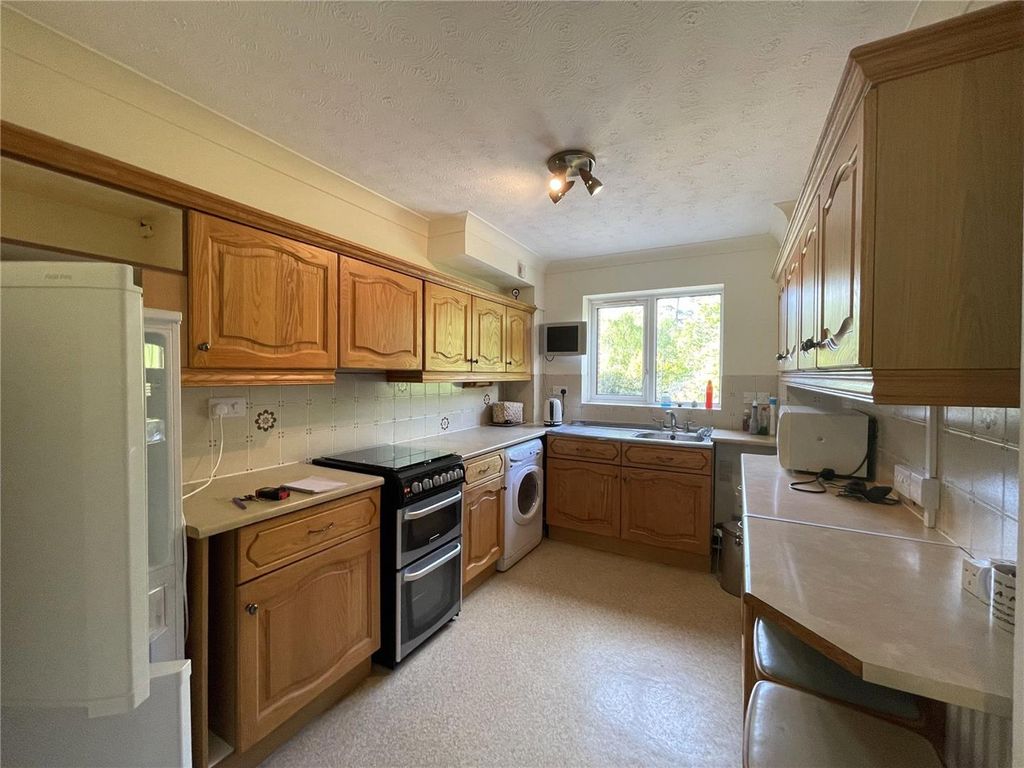 Property photo 2 of 8 Picture No. 05
