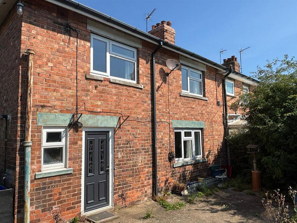 Property photo 1 of 8 3473Fc6d-9Bf2-4E97-A49F-F9A822cc11E3.Jpg