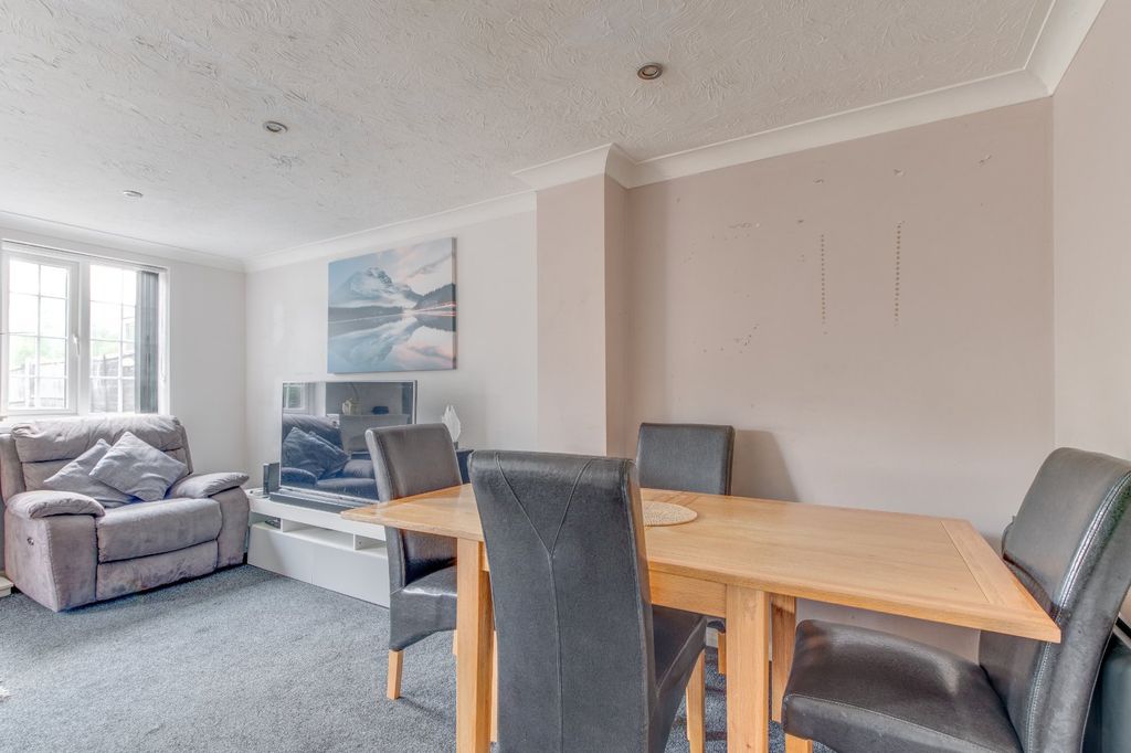Property photo 2 of 13 Picture No. 09