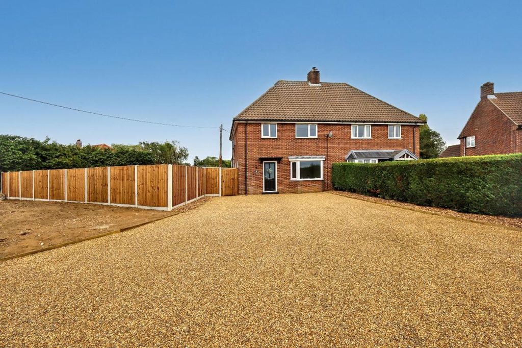 Property photo 1 of 31