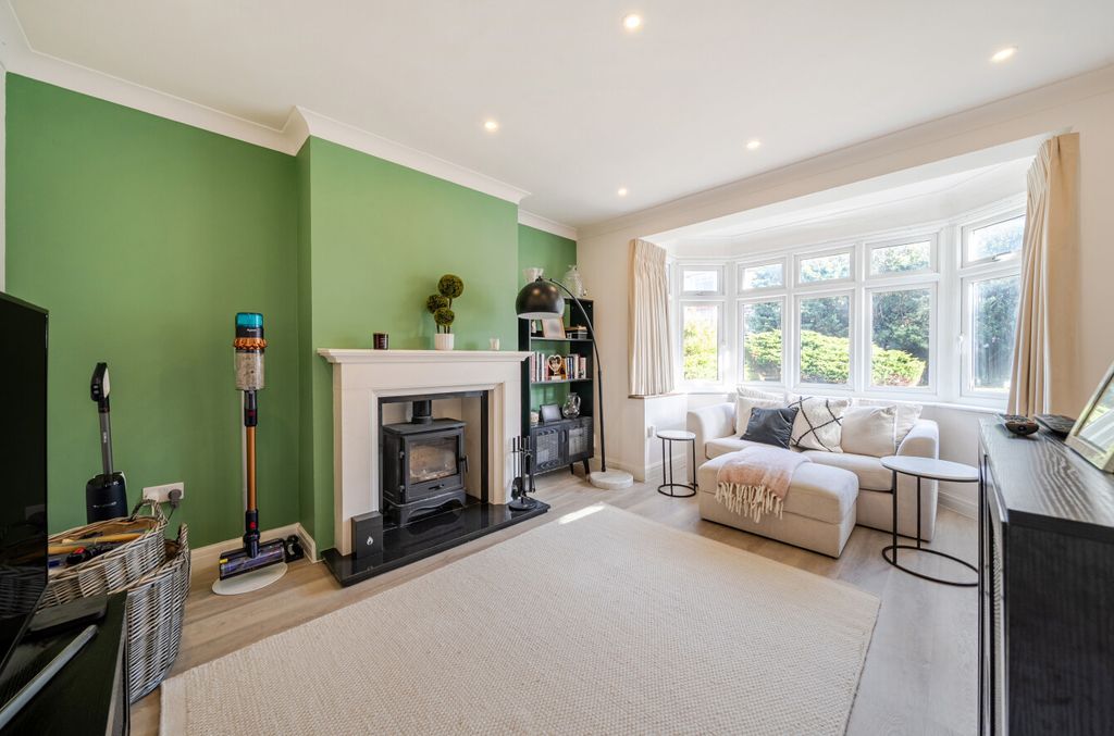 Property photo 3 of 17 1425764-7-69B150E...