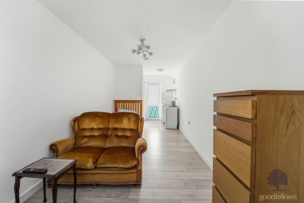 Property photo 3 of 9 Picture No. 02