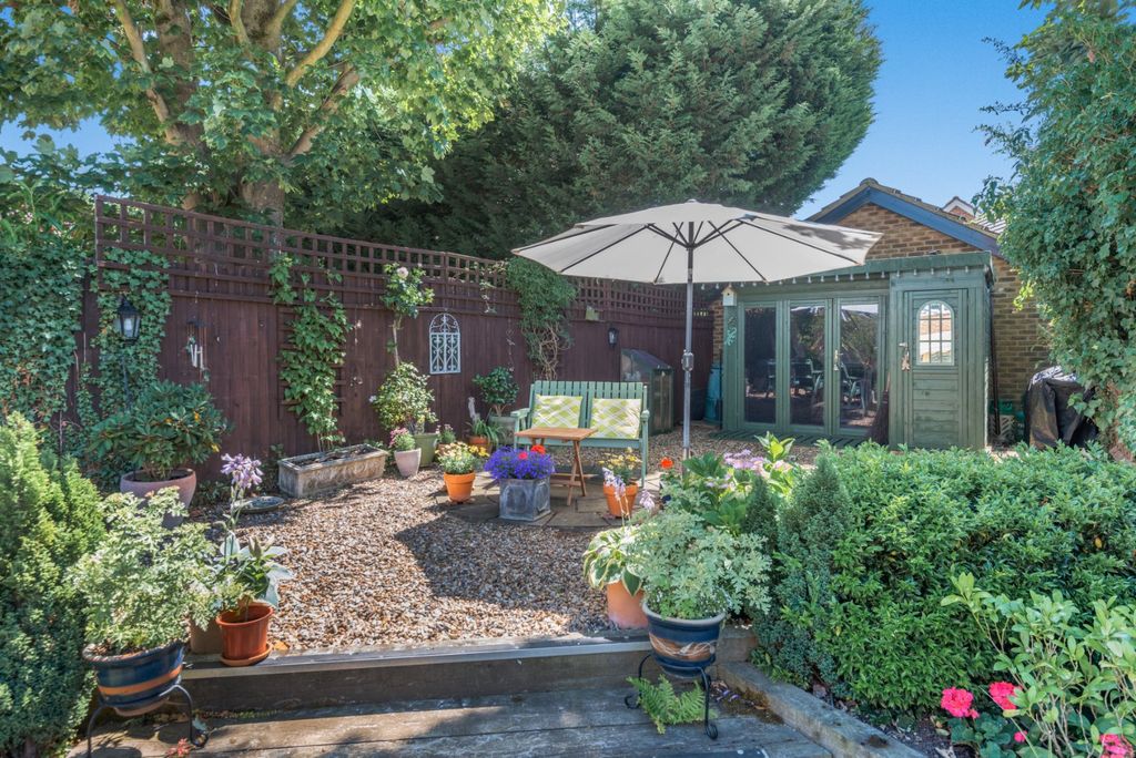 Property photo 3 of 13 Picture No. 16