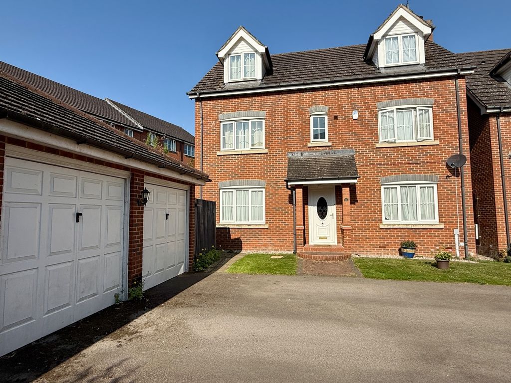 Property photo 1 of 43 4279080