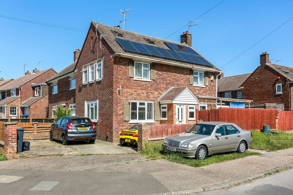 Property photo 1 of 21