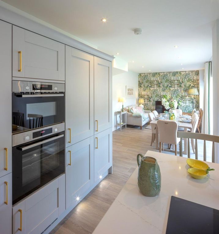 Property photo 3 of 21