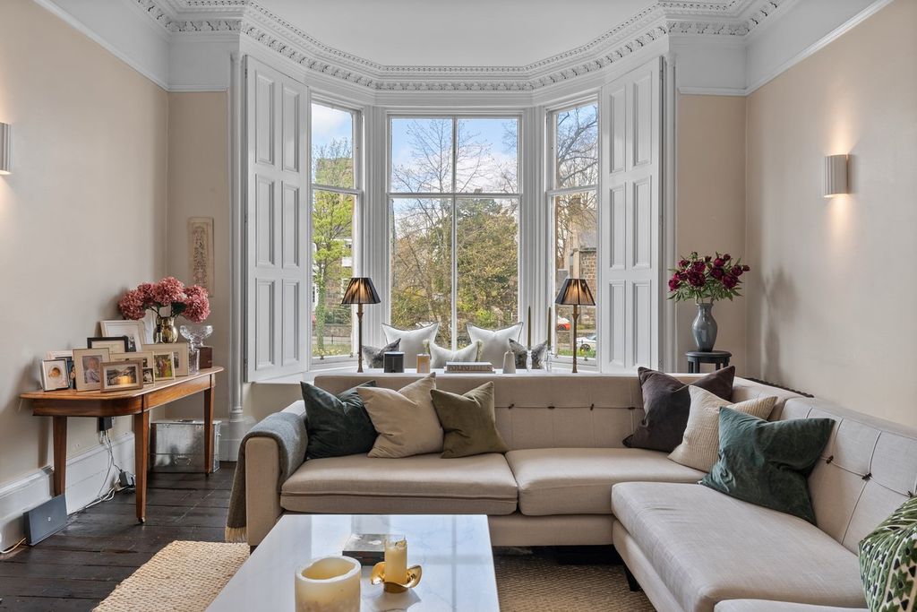 Additional image 5 of 3 bed flat for salePitt Terrace, Stirling FK8