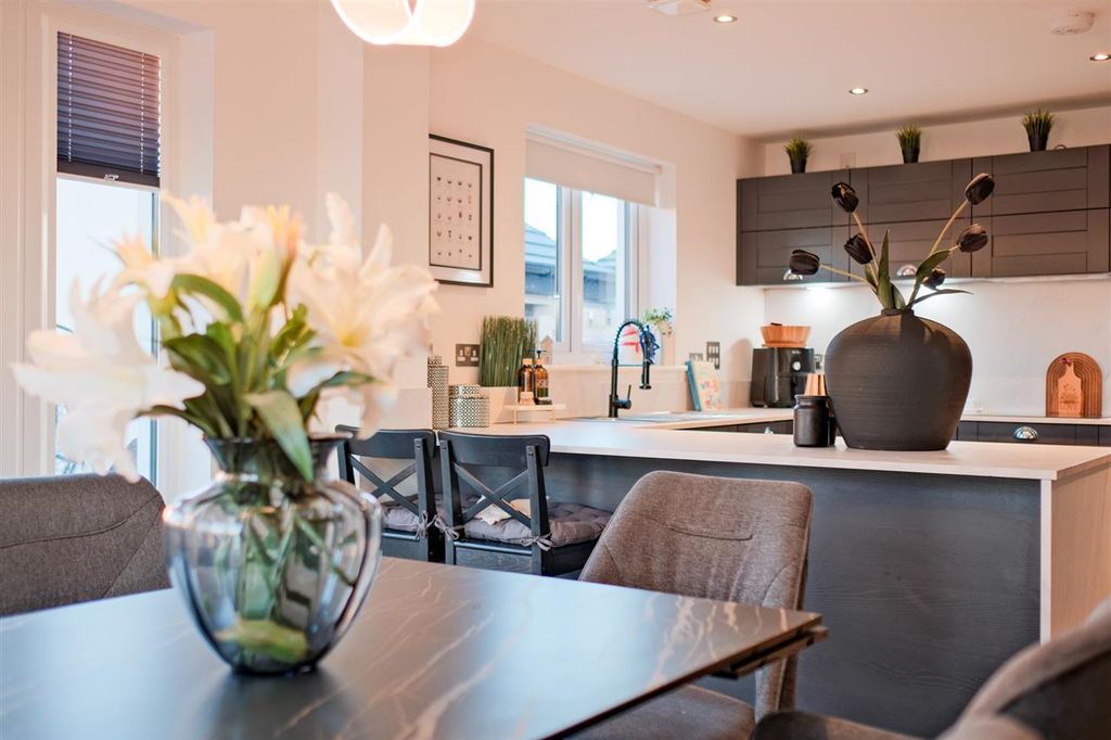 Additional image 9 of 4 bed detached house for saleGoldsmith Avenue, Hamilton ML3