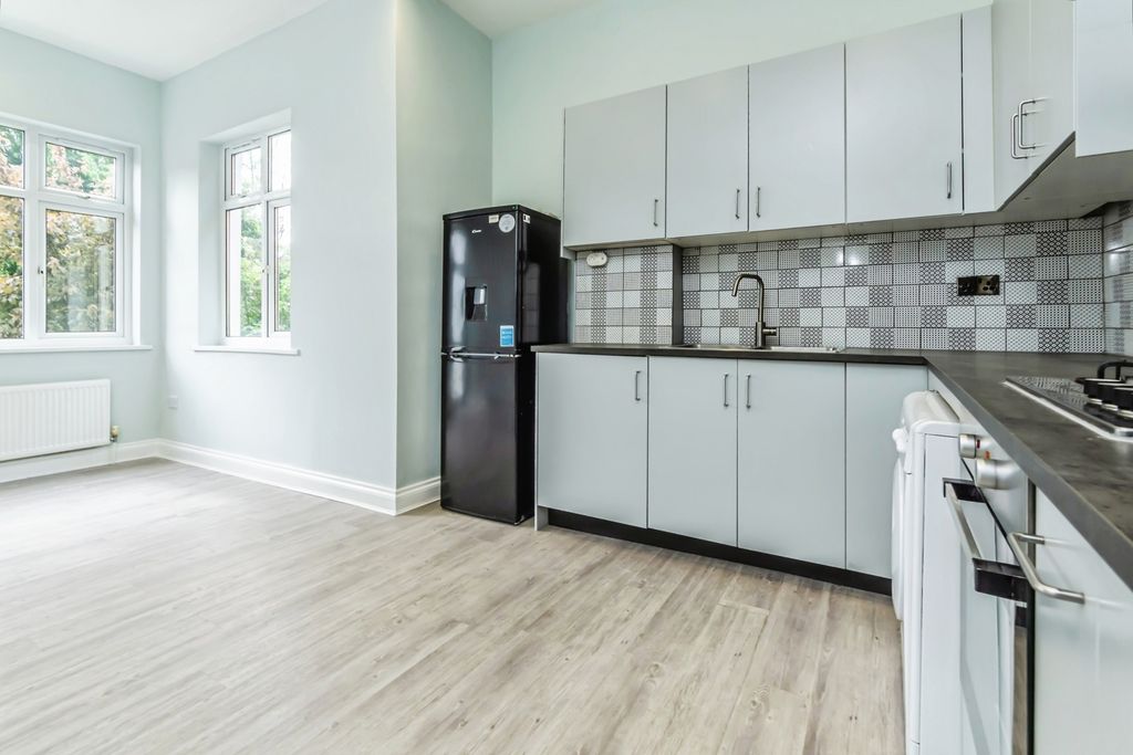 Property photo 1 of 23 Pbox-Img.Jpg