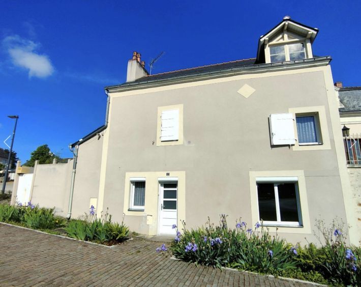 Property photo 2 of 9