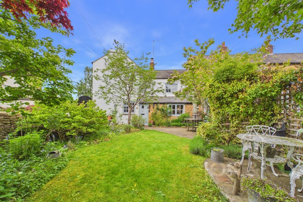 Property photo 1 of 27