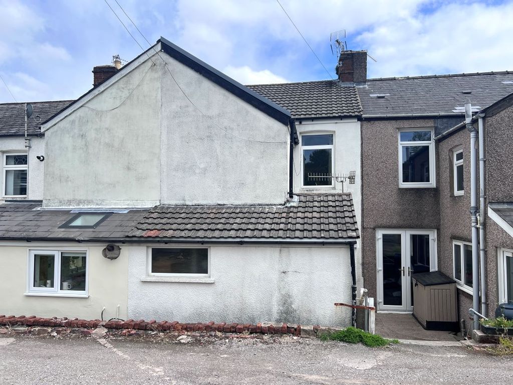 Property photo 2 of 5