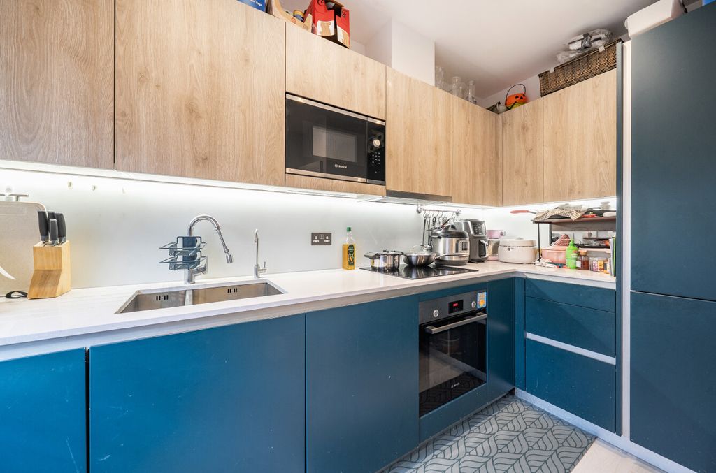 Property photo 2 of 14 1472786-1-6A2937B...