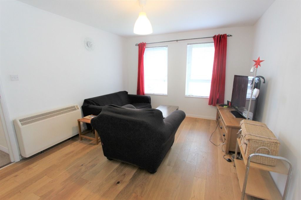 Property photo 2 of 6