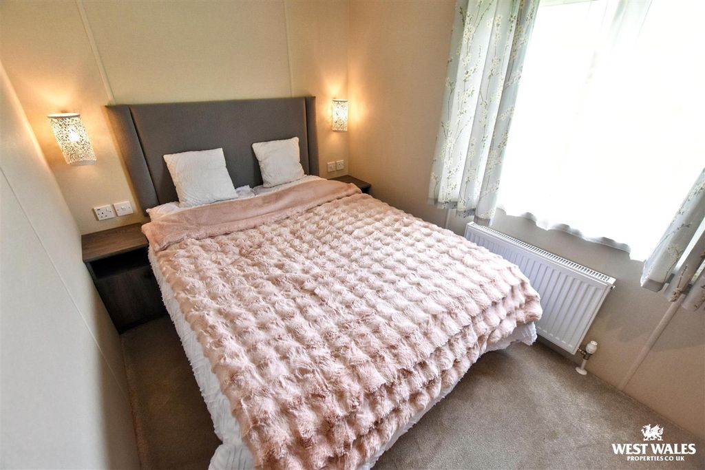 Property photo 3 of 19 1.Jpg