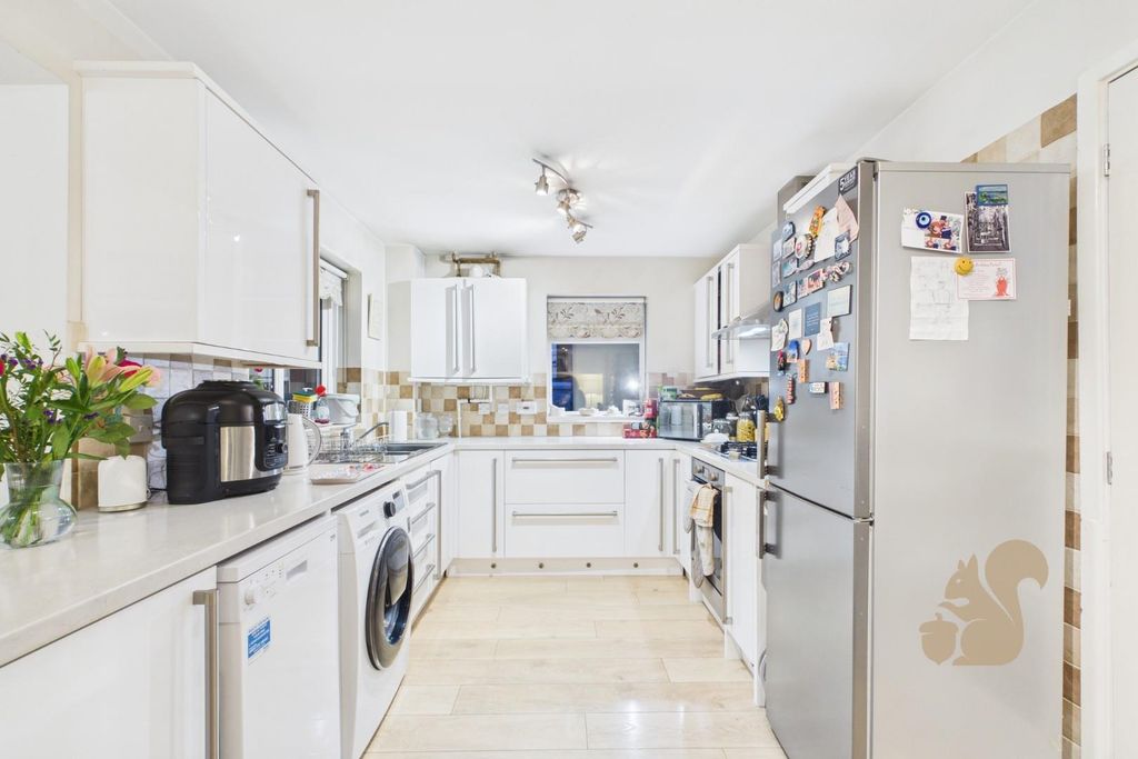 Property photo 3 of 21 Cam01659G0-Pr0654-Still007.Jpg