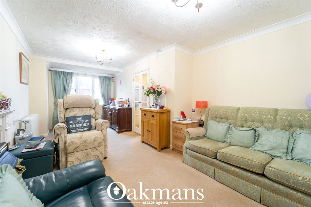 Property photo 2 of 17 Picture No. 12