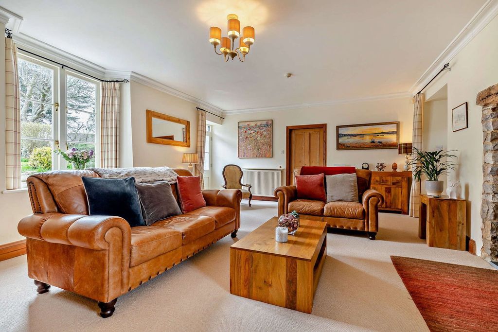 Property photo 3 of 25 8639825-Interior06-800_1772793864300.Jpg
