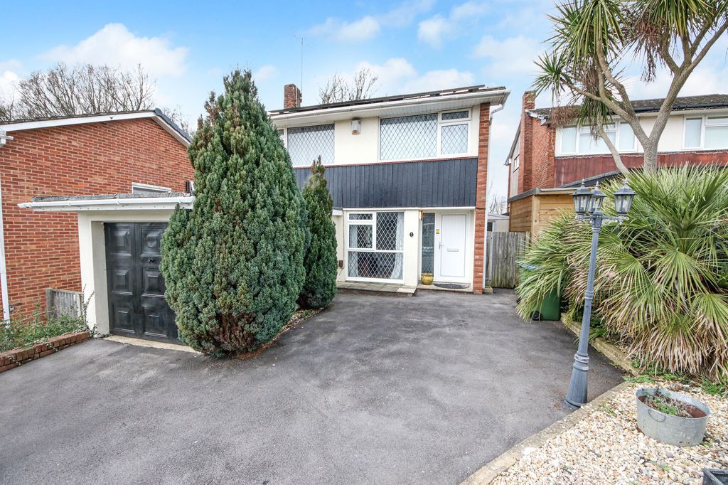 Property photo 1 of 20