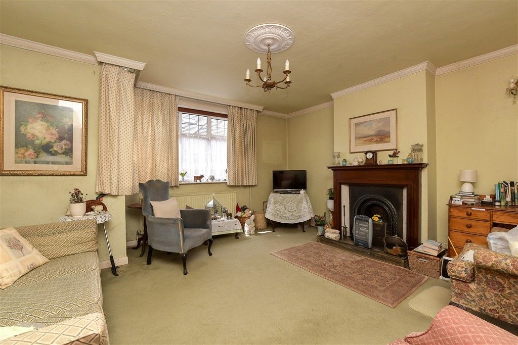 Property photo 2 of 9 Sitting Room