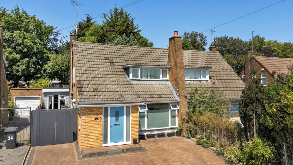 Property photo 1 of 30