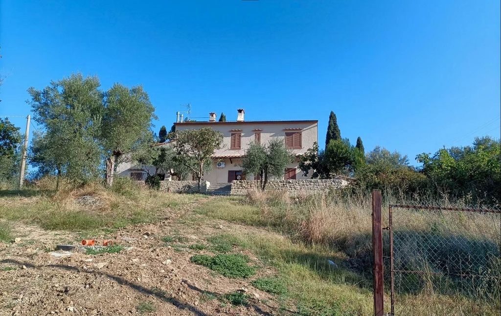 Property photo 2 of 30