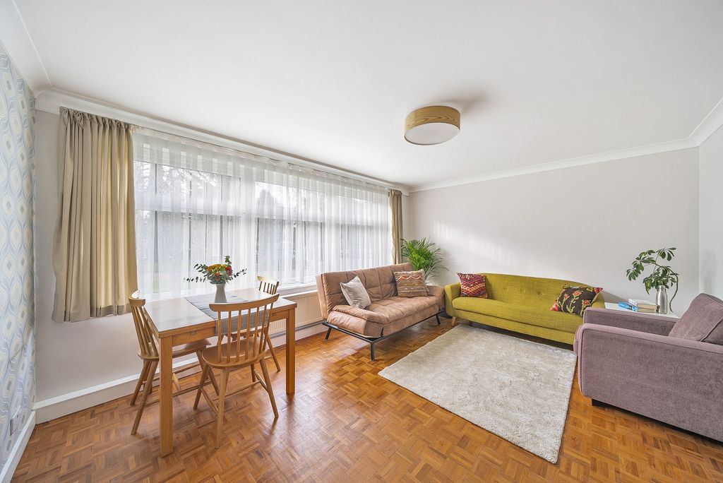 Property photo 3 of 14