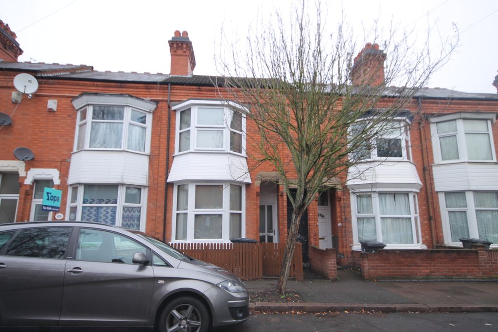 Property photo 1 of 2