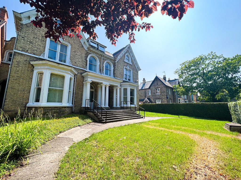 Property photo 1 of 12 Front