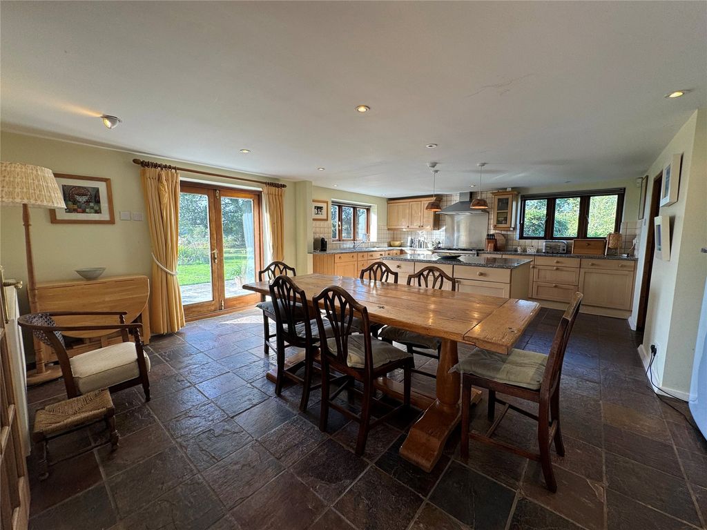 Property photo 3 of 22 Picture No. 74