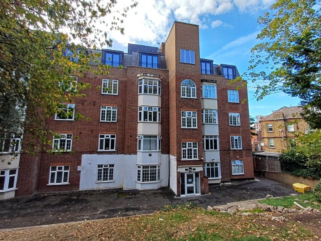 Property photo 1 of 12