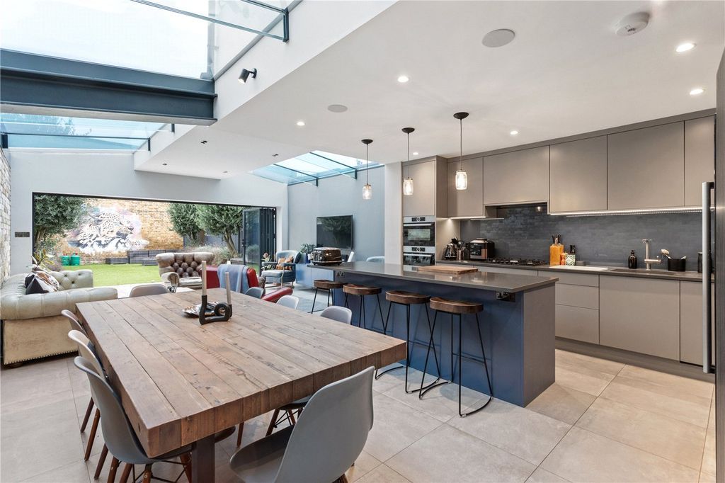 Property photo 1 of 10 Picture No. 10