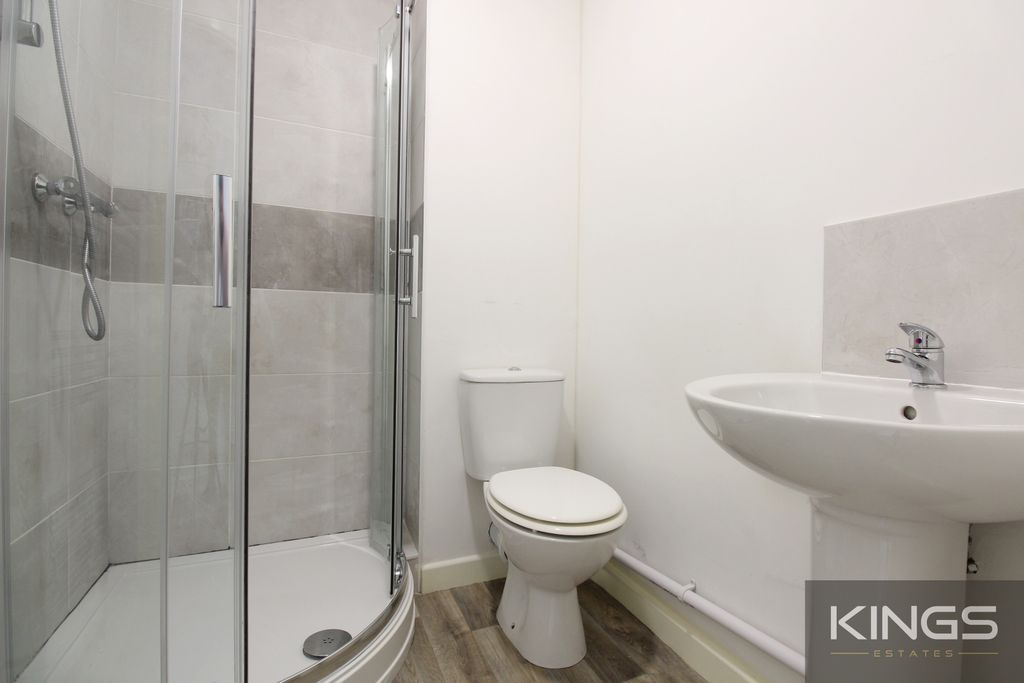 Property photo 3 of 3