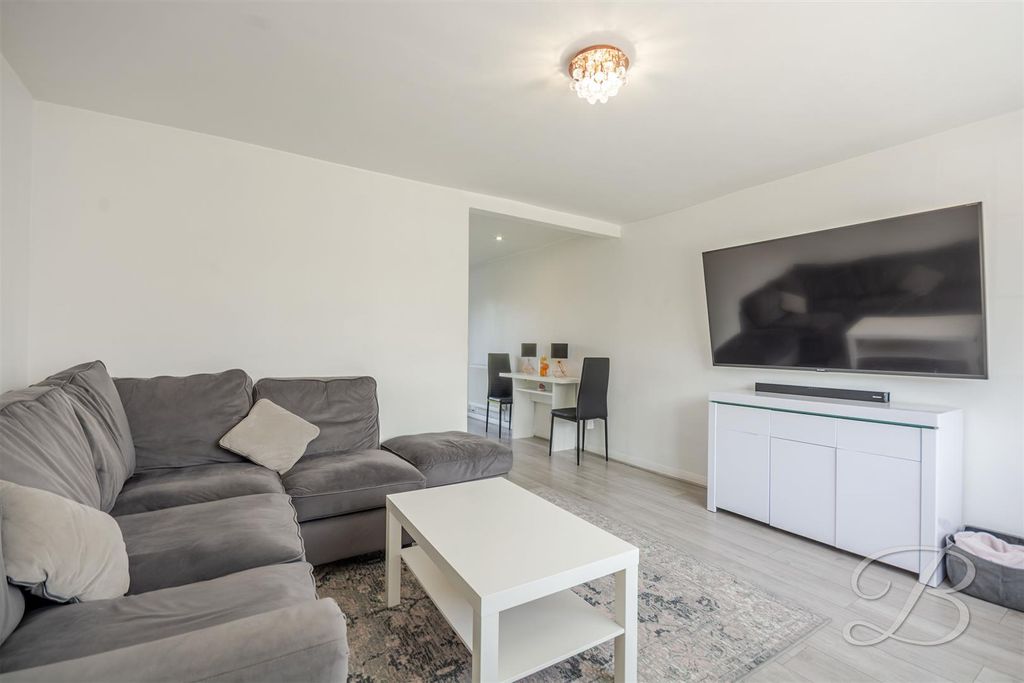 Property photo 3 of 29 Ccltd-10.Jpg