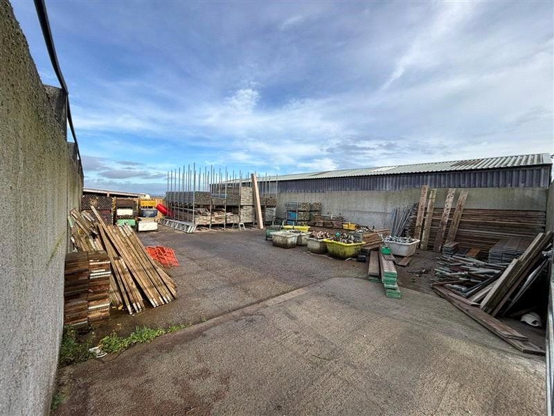 Property photo 2 of 5 Picture No. 07