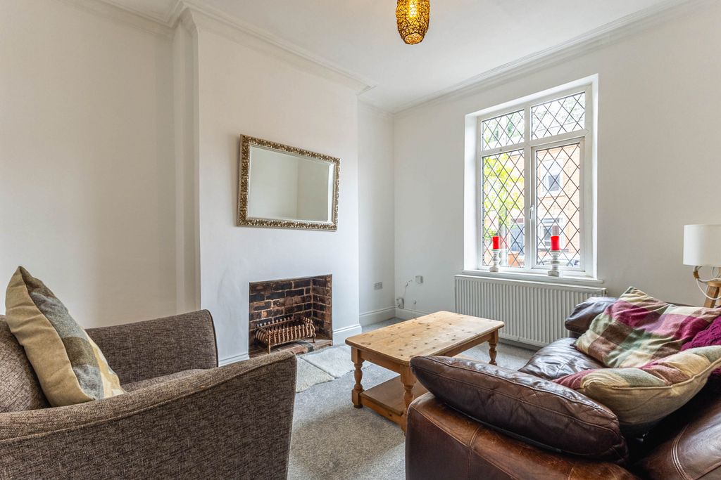 Property photo 2 of 16 Living Room