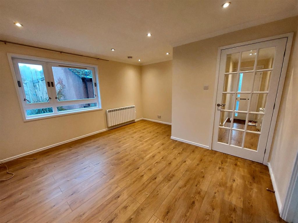 Property photo 1 of 7 2_1699978045673.Jpg