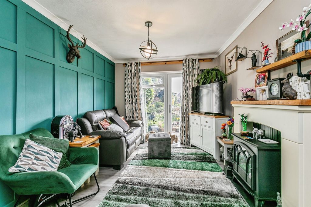 Property photo 3 of 13