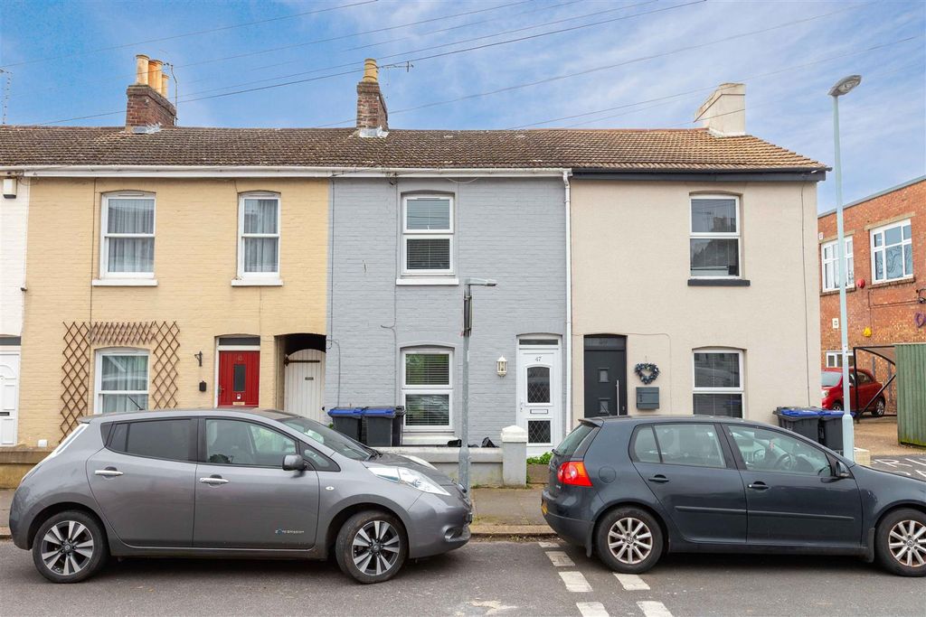 Property photo 1 of 13 Dunston-17.Jpg