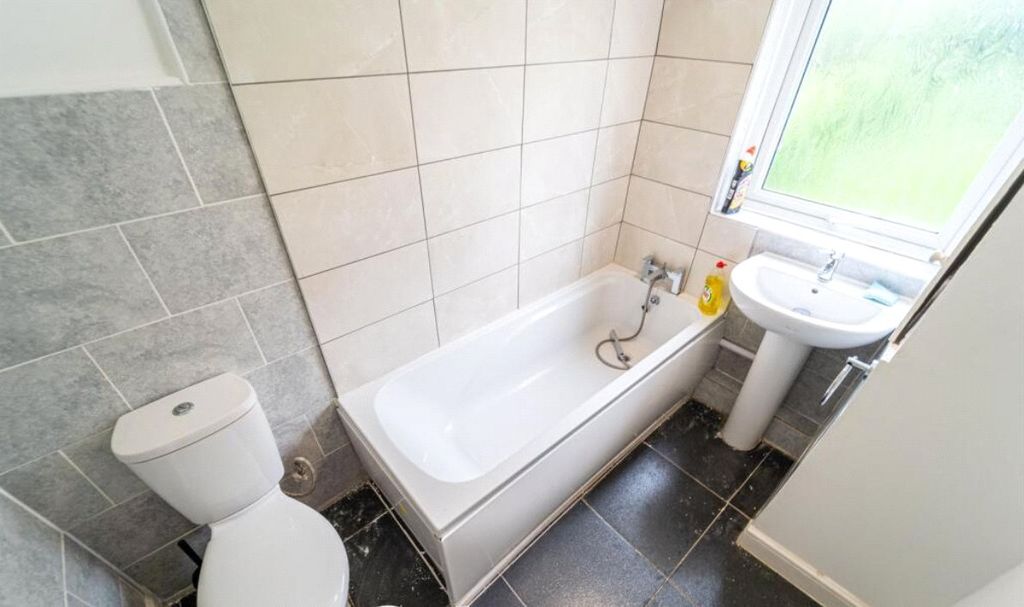 Property photo 2 of 4 Picture No. 02