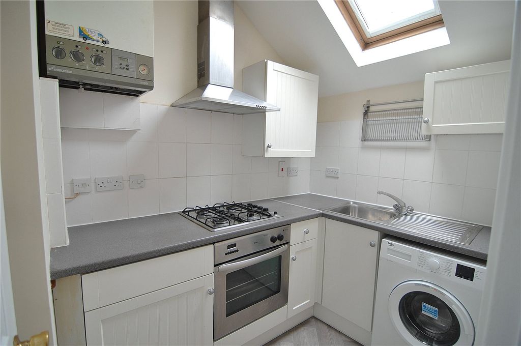 Property photo 2 of 9 Picture No. 08
