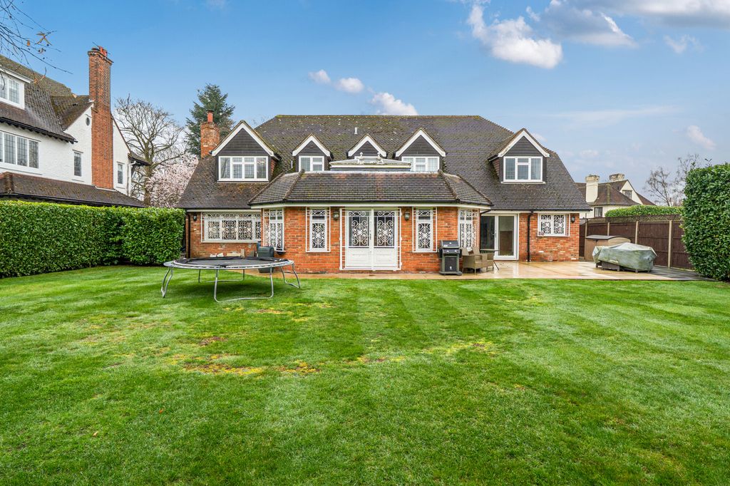 Property photo 2 of 15