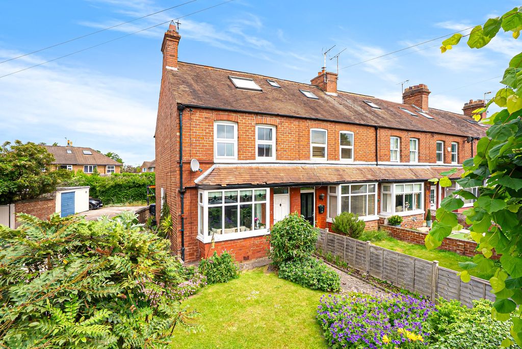 Property photo 1 of 19
