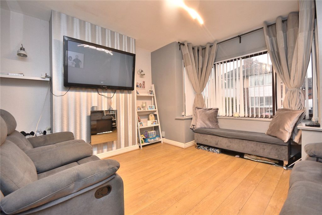 Property photo 2 of 9 Picture No. 06