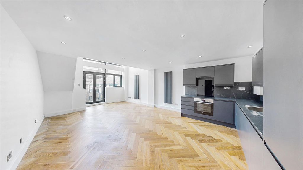 Property photo 1 of 11 Kithcen Living Room.Jpg