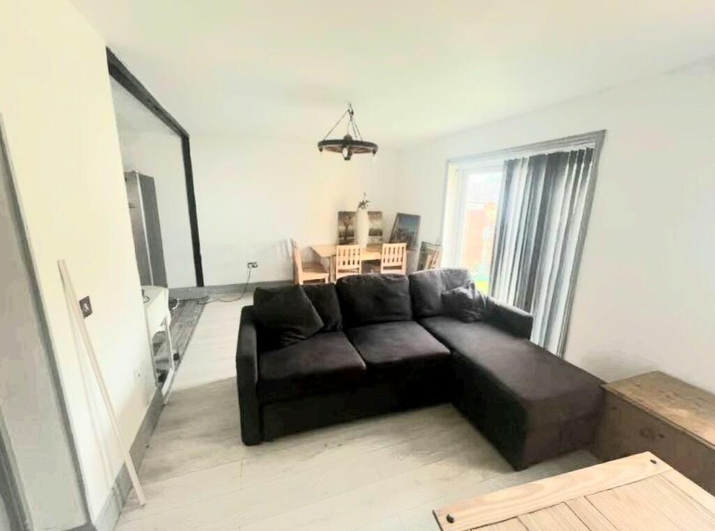 Property photo 2 of 12 Living Room