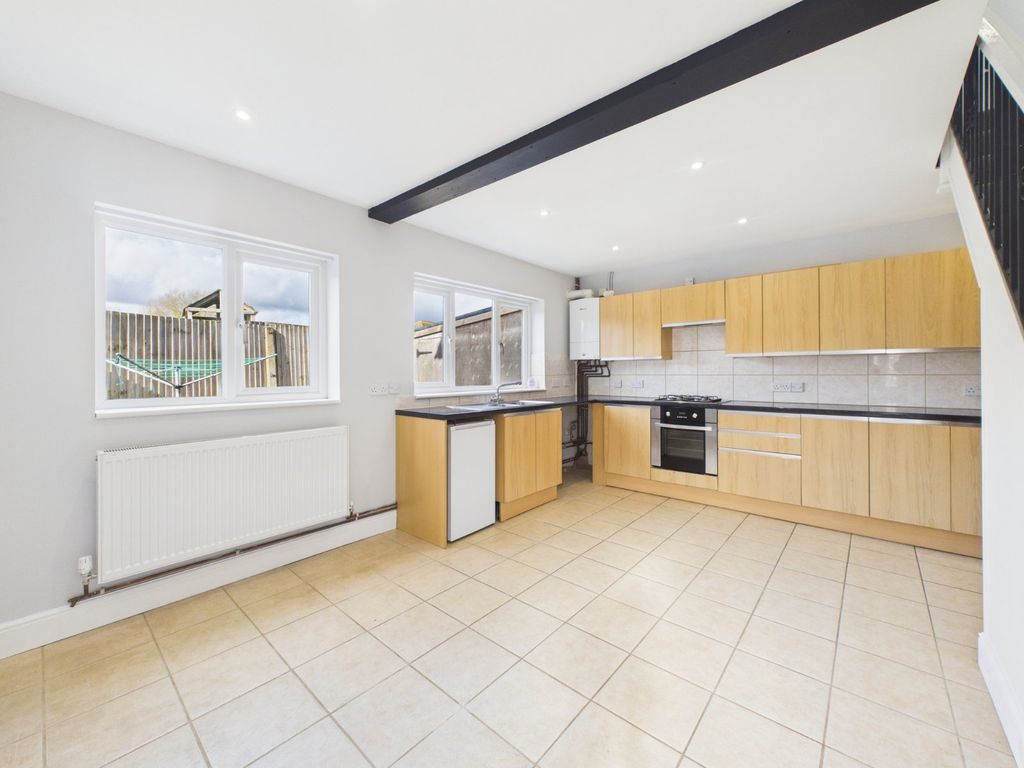 Property photo 3 of 8 Picture No. 02