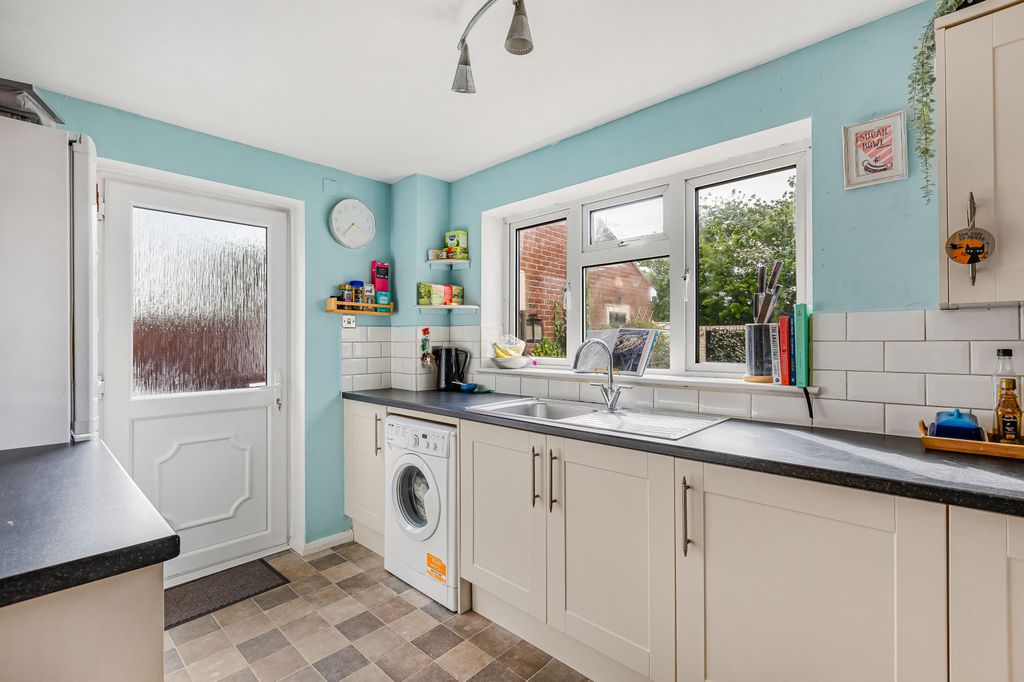 Property photo 3 of 23 4