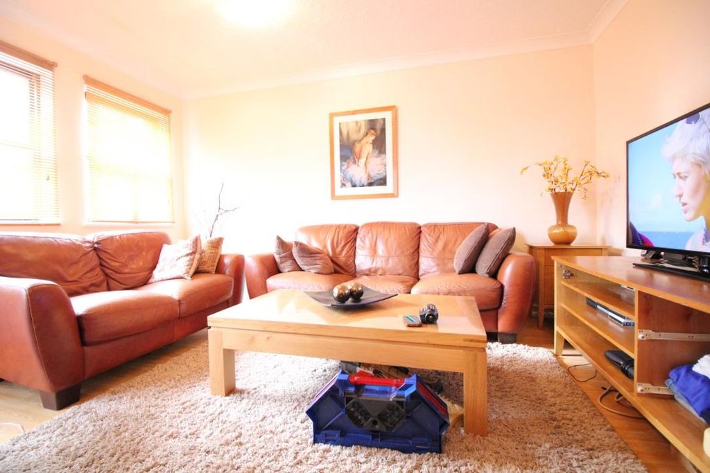 Property photo 1 of 5 Unadjustednonraw_Thumb_21583.Jpg